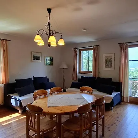 Schloss Wasserleonburg Апартаменты Нёч