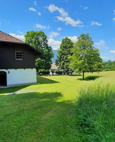 Schloss Wasserleonburg Apartment