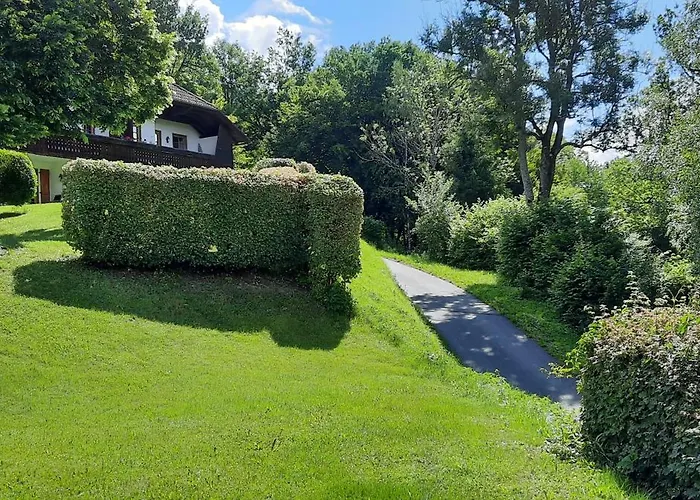 Schloss Wasserleonburg Apartment Noetsch